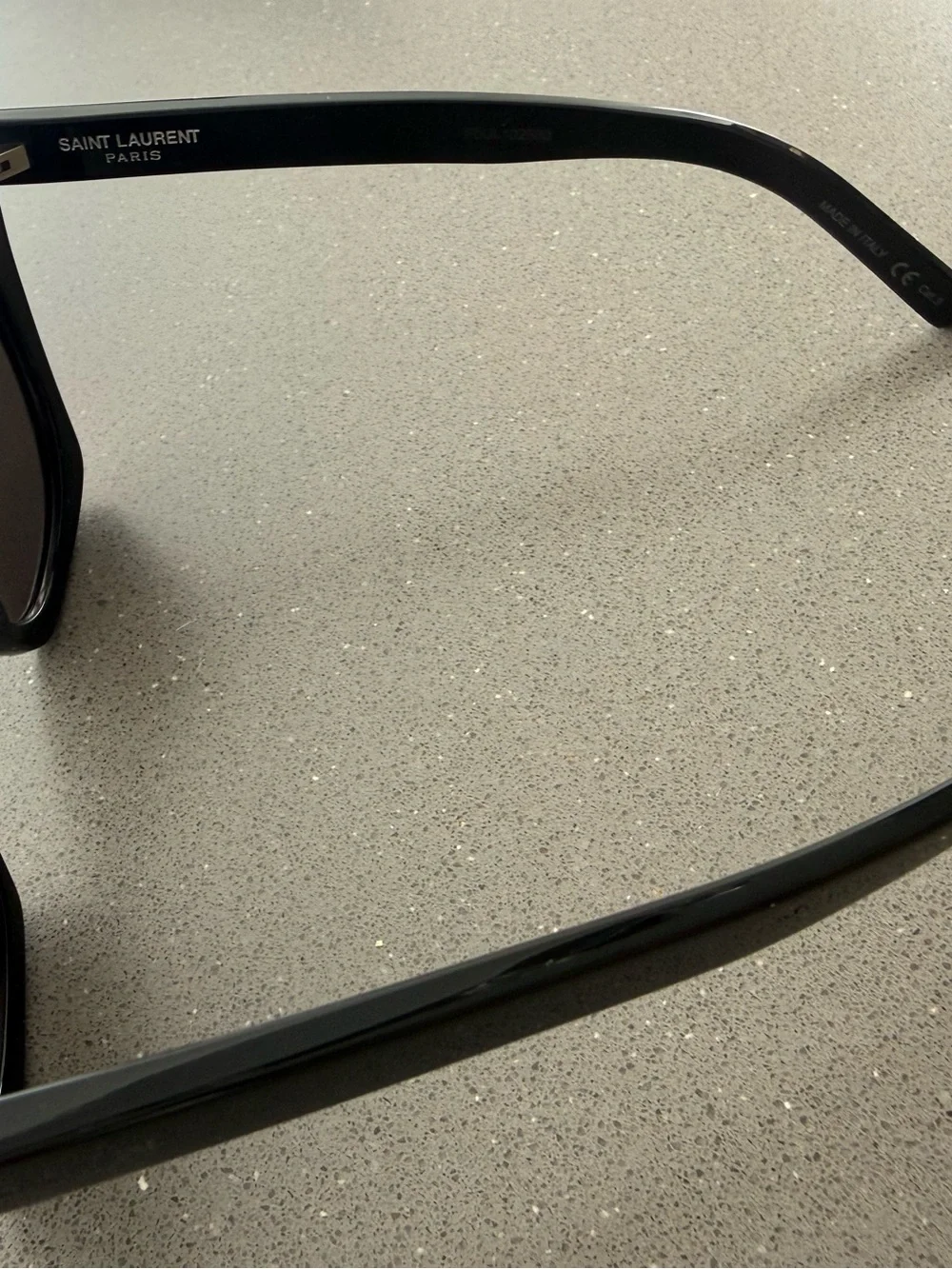 Classic Black Cat-Eye Sunglasses - Unbranded